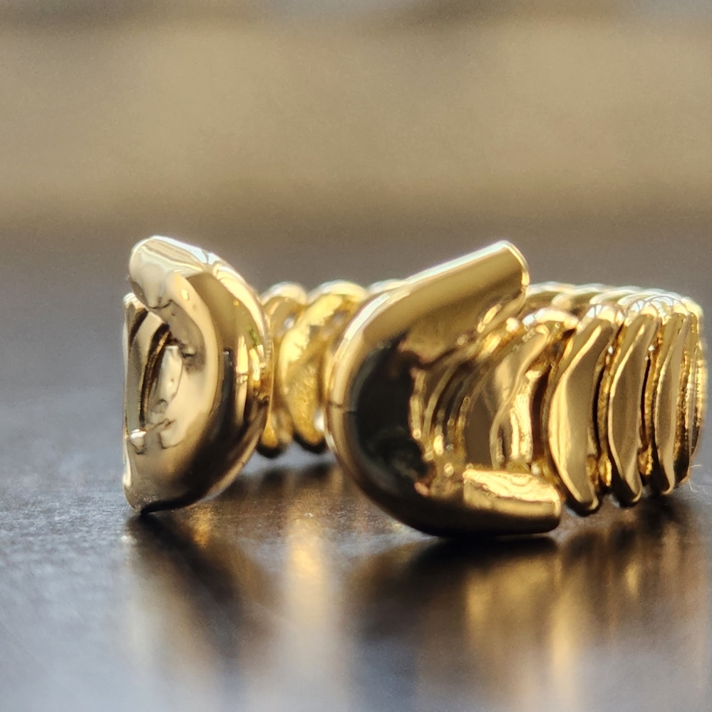 Chic Adjustable Gold Ring - Picture 2 of 5